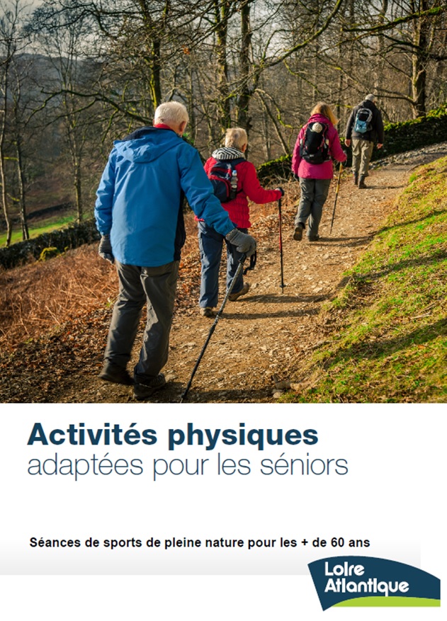 affiche du département qui montre deux séniors en train de se balader